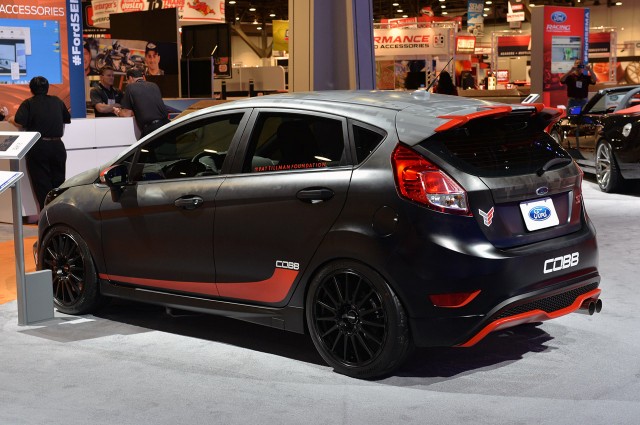 07-ford-fiesta-st-sema-2013-1