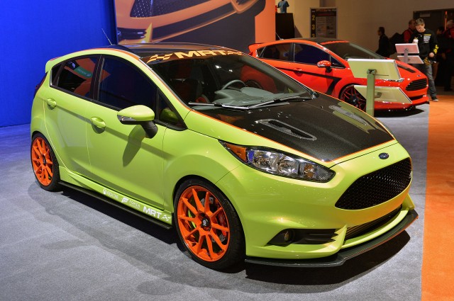 13-ford-fiesta-st-sema-2013-1