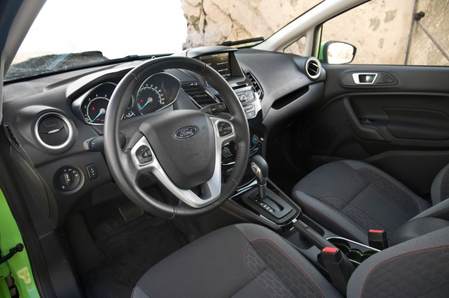 2014-Ford-Fiesta-SE-interior