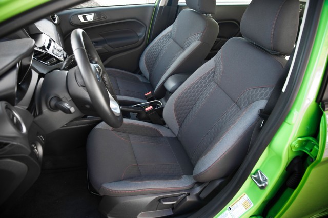 2014-Ford-Fiesta-SE-interior-seats