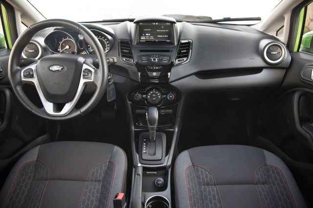 2014-Ford-Fiesta-SE-interior-view